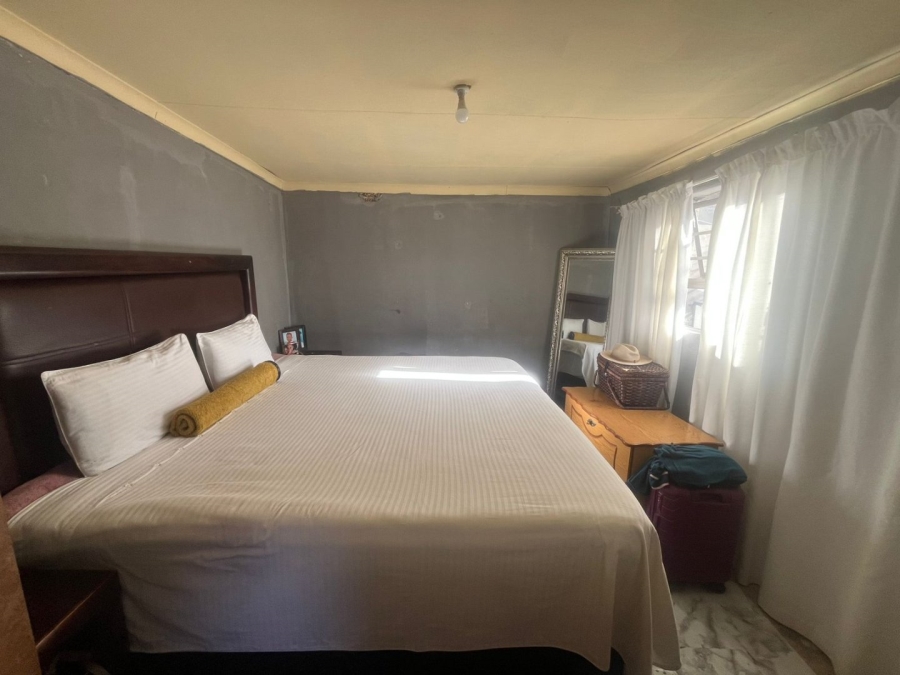2 Bedroom Property for Sale in Kwazakhele Eastern Cape